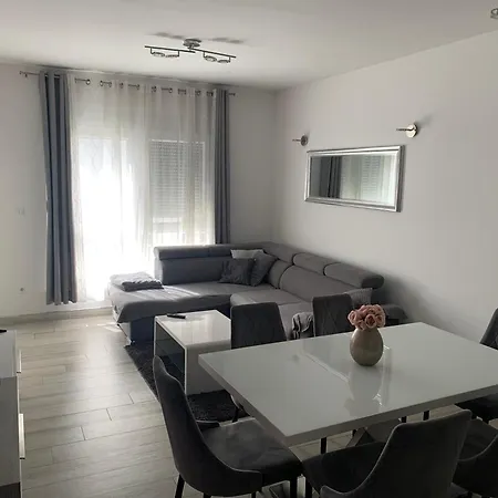 Teo Apartman